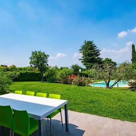Paradiso Villa *
