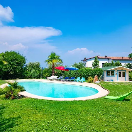 Villa Paradiso *