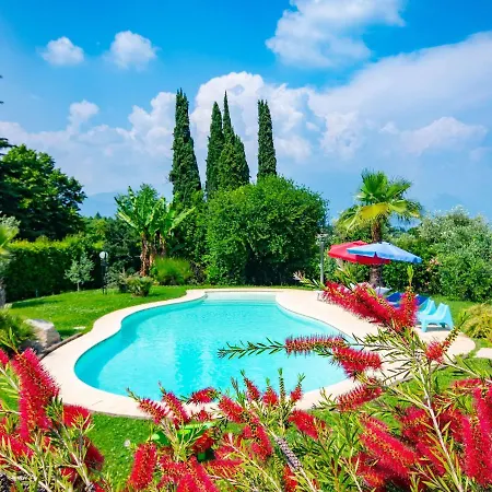 Paradiso Villa *